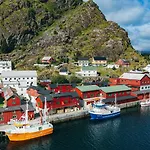 Дом отдыха Live Lofoten Fishermen's