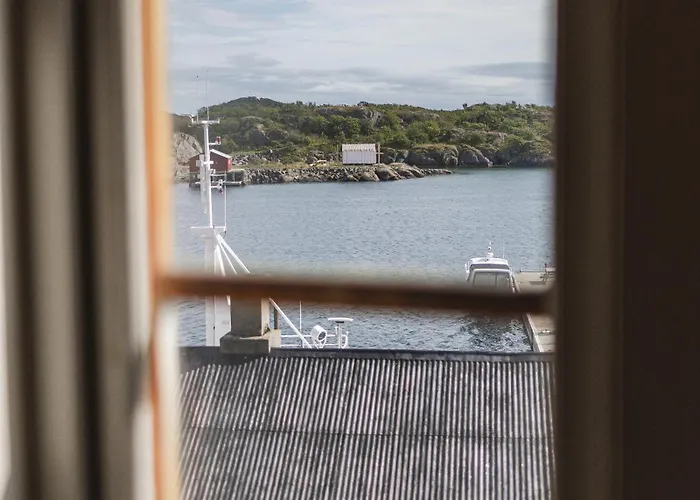 Live Lofoten Fishermen's *