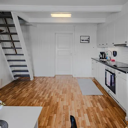 Live Lofoten Fishermen's * Stamsund