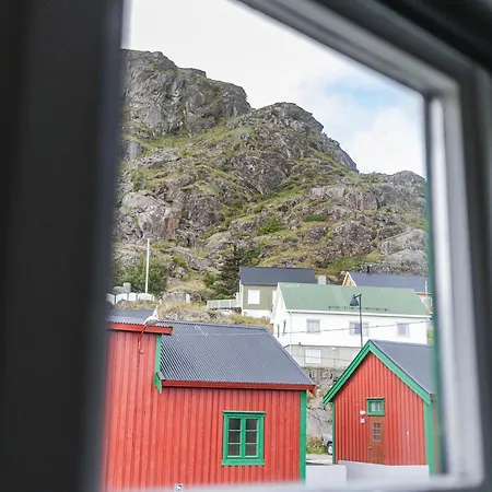 Live Lofoten Fishermen's * Stamsund
